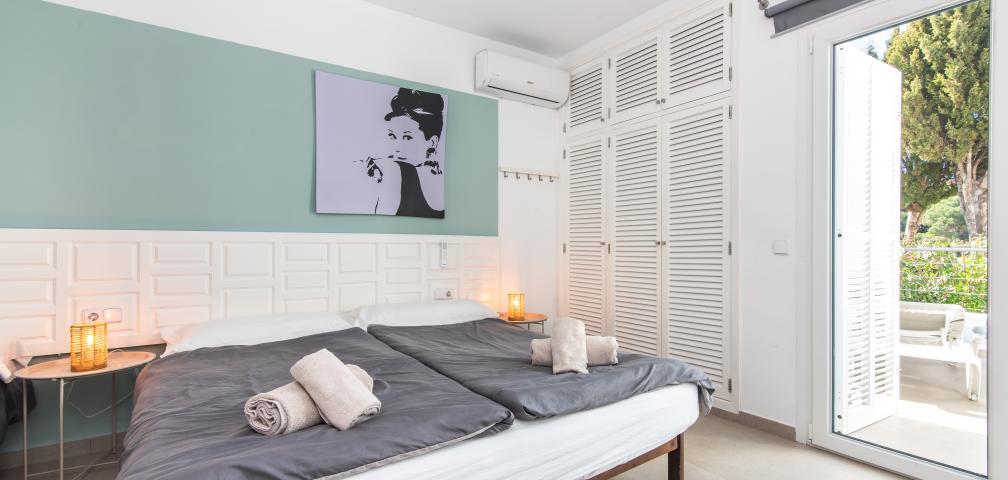 Urban Apartment Bungalow 25