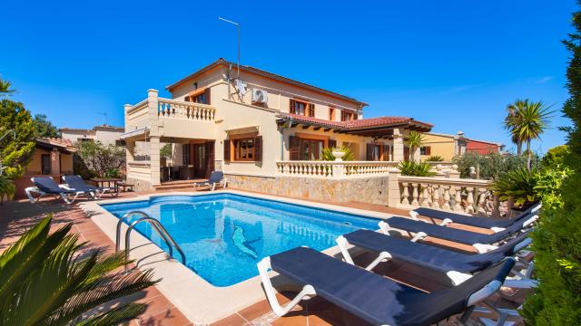 Urban Villa Manrique