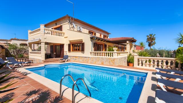 Urban Villa Manrique