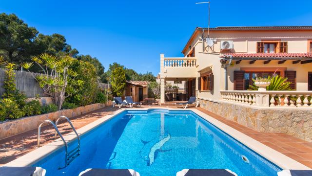 Urban Villa Manrique