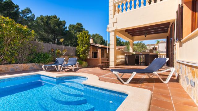 Urban Villa Manrique