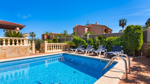 Urban Villa Manrique