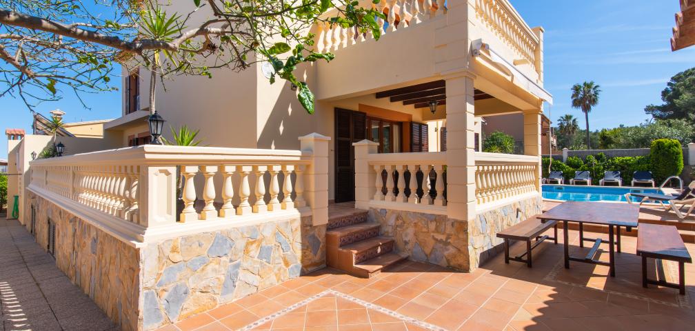 Urban Villa Manrique