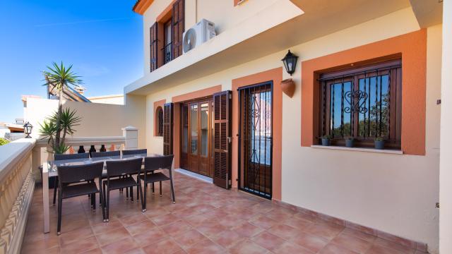 Urban Villa Manrique