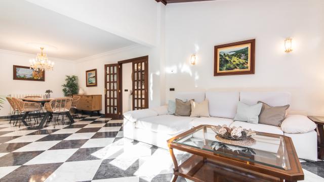 Urban Villa Manrique