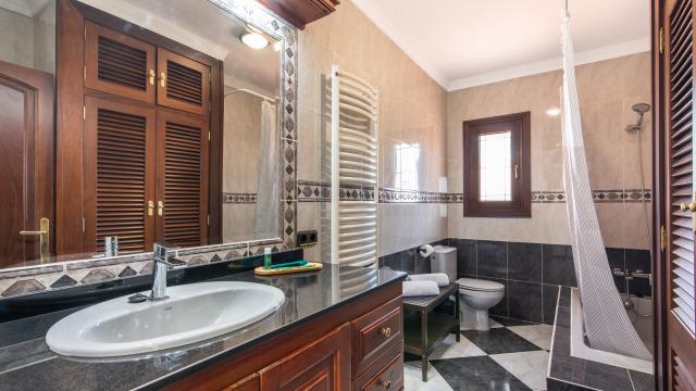 Urban Villa Manrique