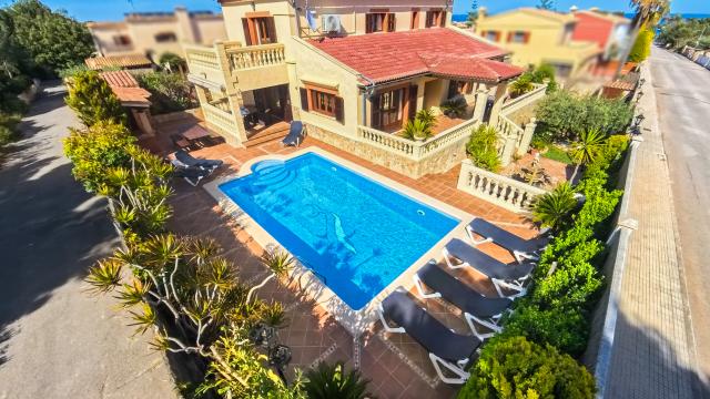 Urban Villa Manrique