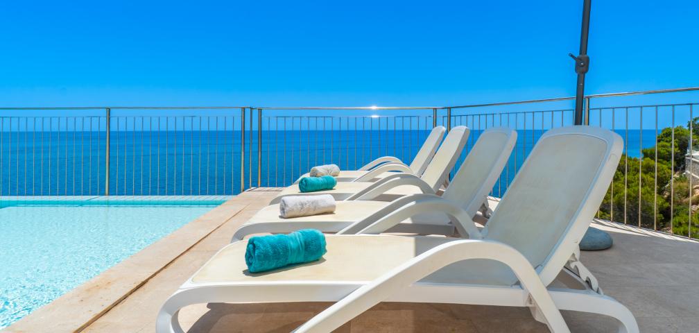 Urban Villa Blanca