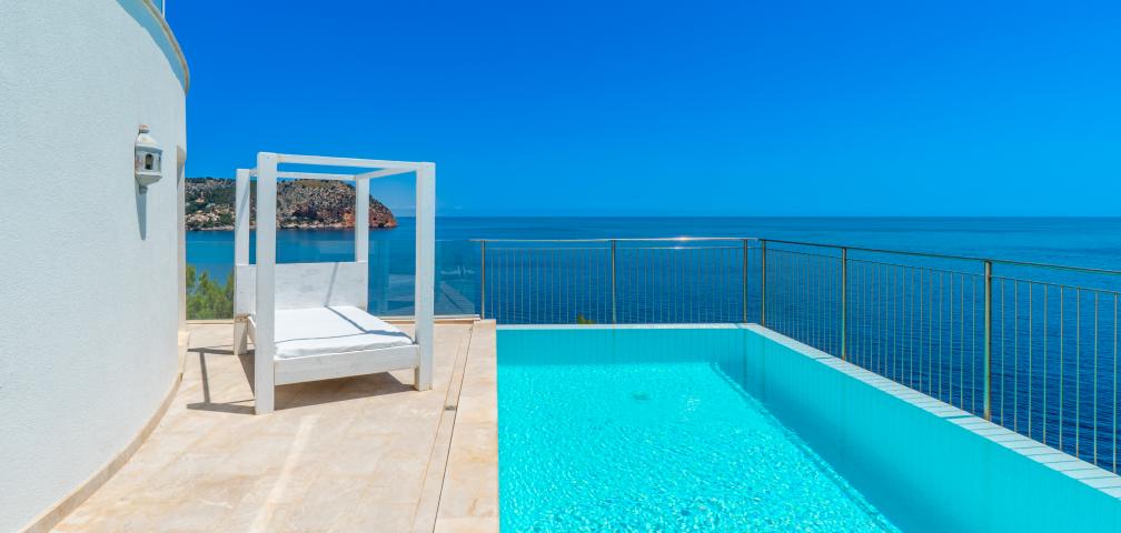 Urban Villa Blanca
