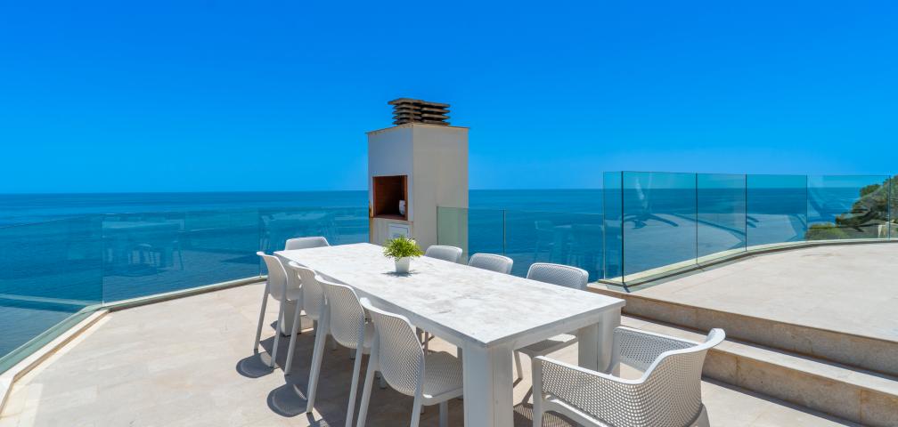 Urban Villa Blanca