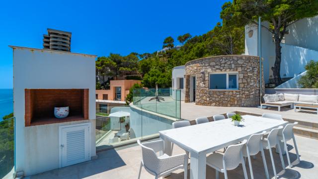 Urban Villa Blanca