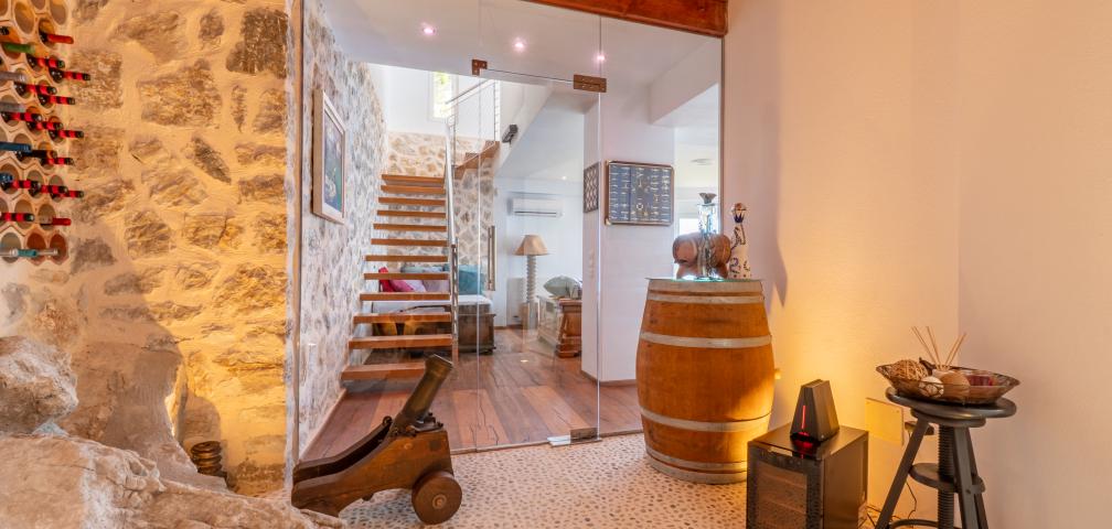 Urban Villa Blanca