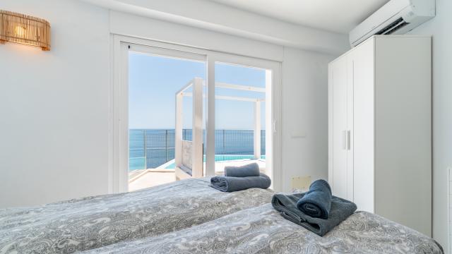 Urban Villa Blanca