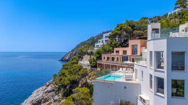 Urban Villa Blanca
