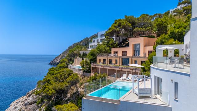 Urban Villa Blanca