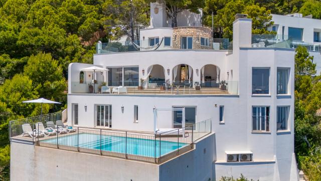 Urban Villa Blanca