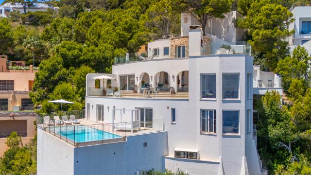 Urban Villa Blanca