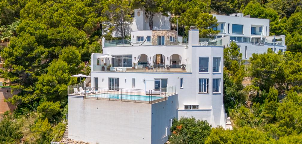 Urban Villa Blanca