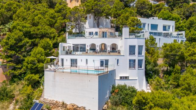 Urban Villa Blanca
