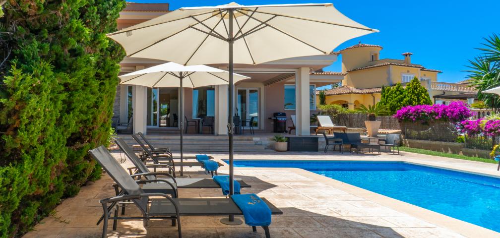 Urban Villa Redrema