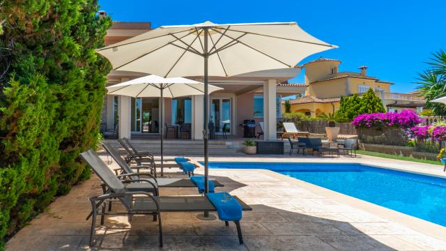 Urban Villa Redrema