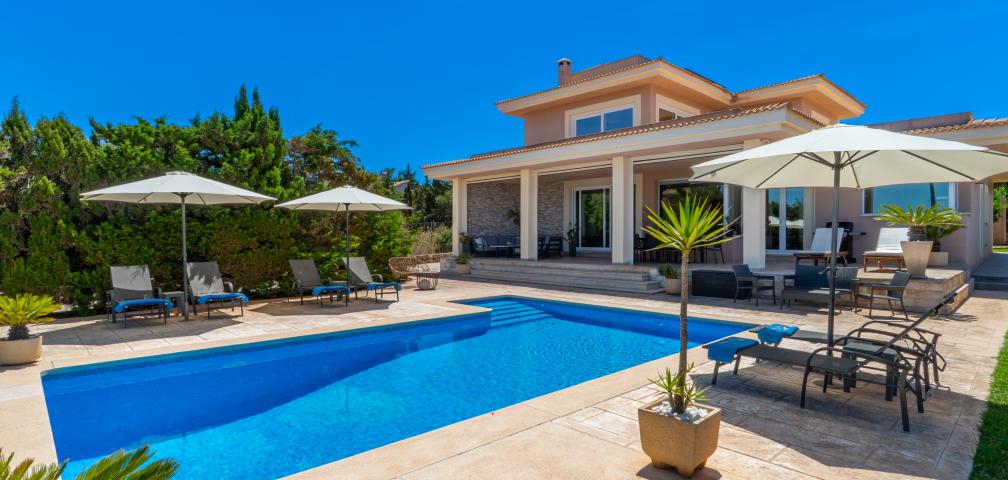 Urban Villa Redrema