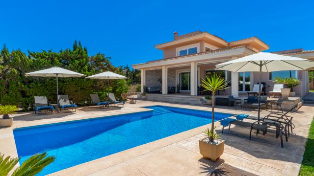 Urban Villa Redrema