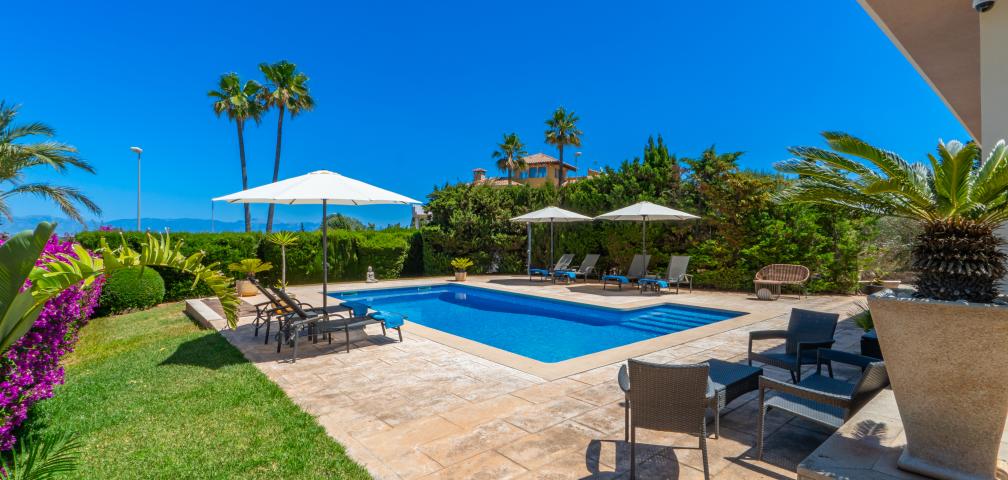Urban Villa Redrema