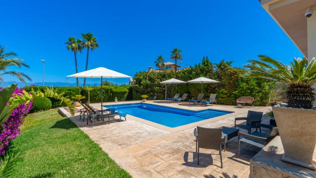 Urban Villa Redrema