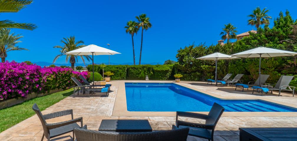 Urban Villa Redrema