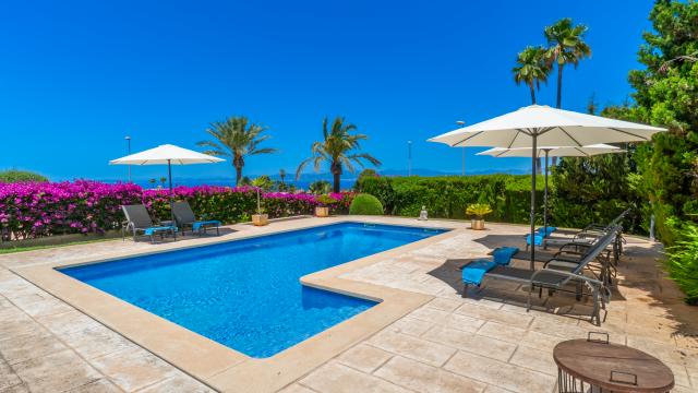 Urban Villa Redrema