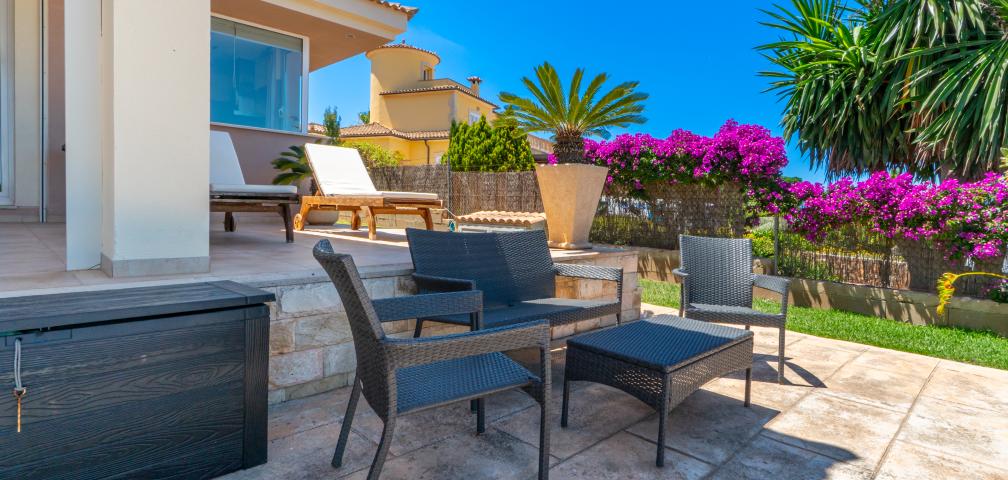 Urban Villa Redrema