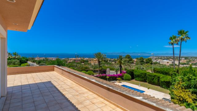 Urban Villa Redrema