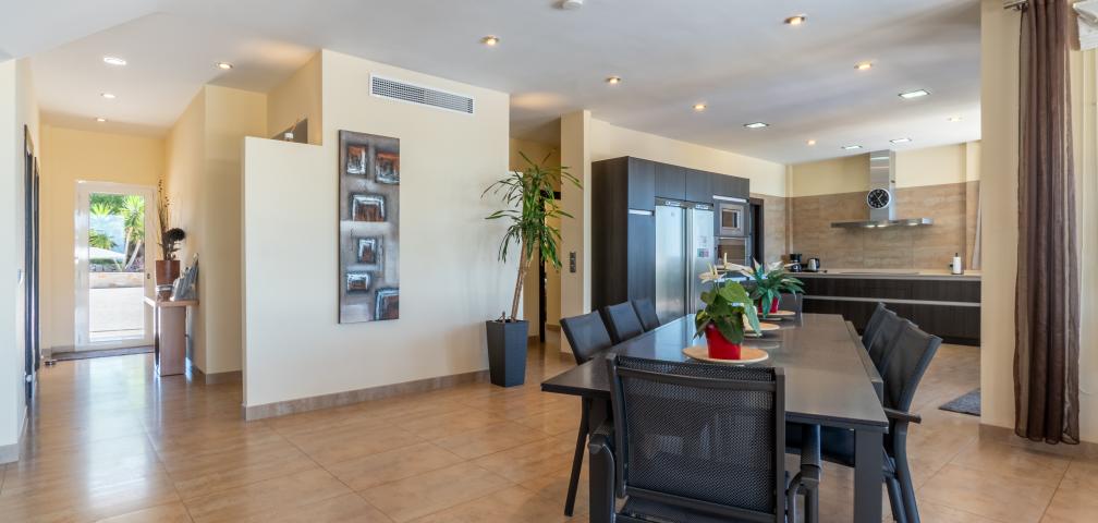 Urban Villa Redrema