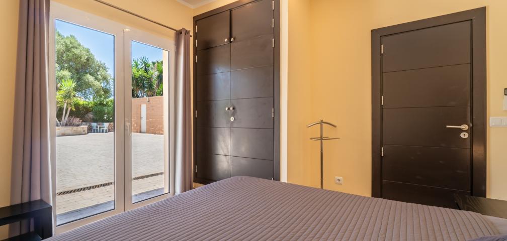 Urban Villa Redrema