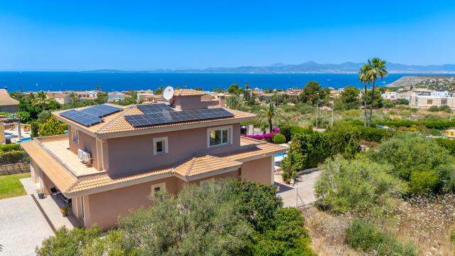 Urban Villa Redrema
