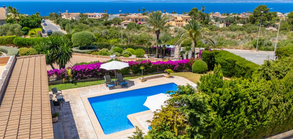 Urban Villa Redrema