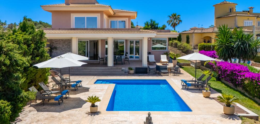 Urban Villa Redrema