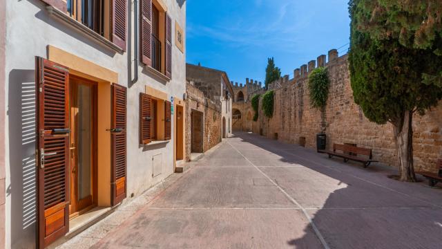 Town House Can Ronda