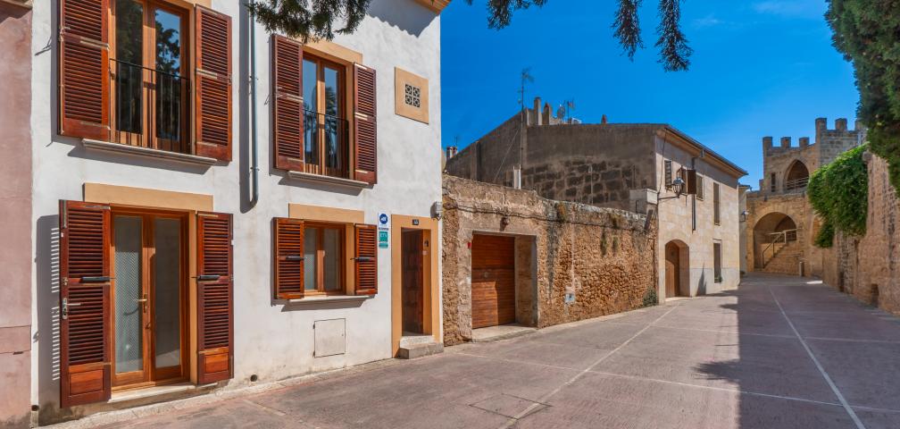 Town House Can Ronda