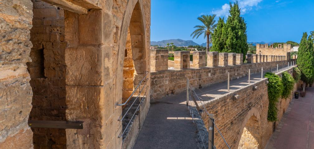 Town House Can Ronda