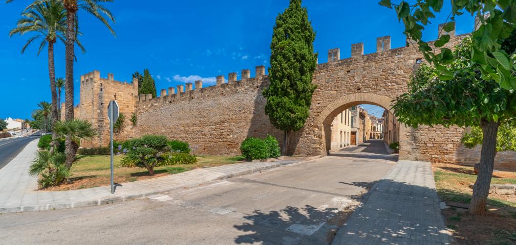 Town House Can Ronda