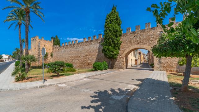 Town House Can Ronda