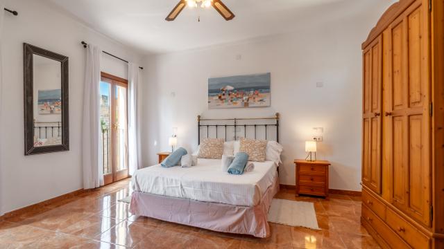 Town House Can Ronda