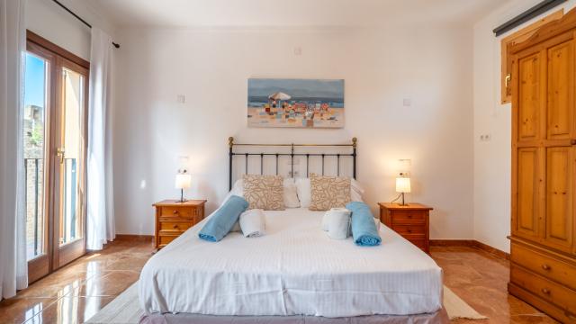 Town House Can Ronda