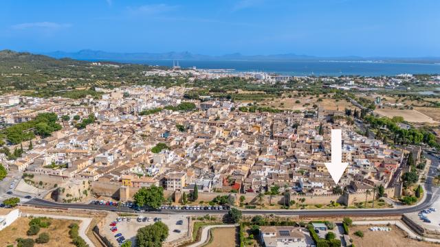 Town House Can Ronda