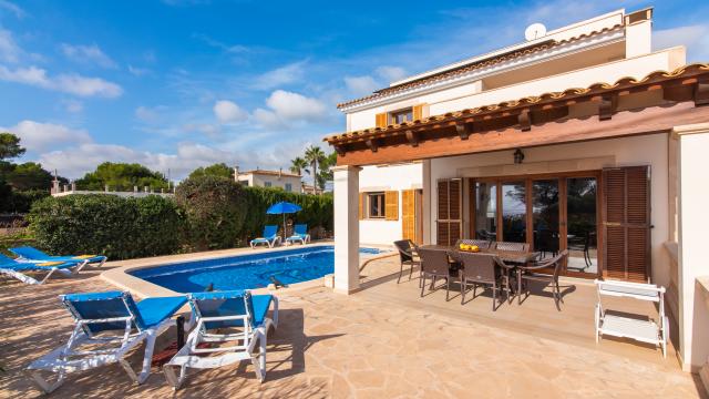 Urban Villa Amarador