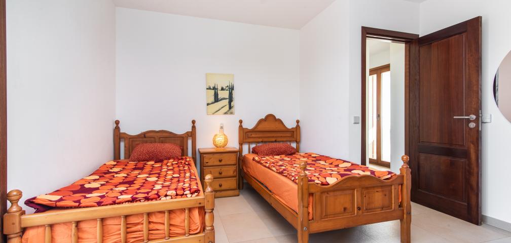 Urban Villa Amarador