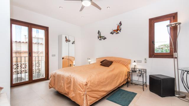 Urban Villa Amarador