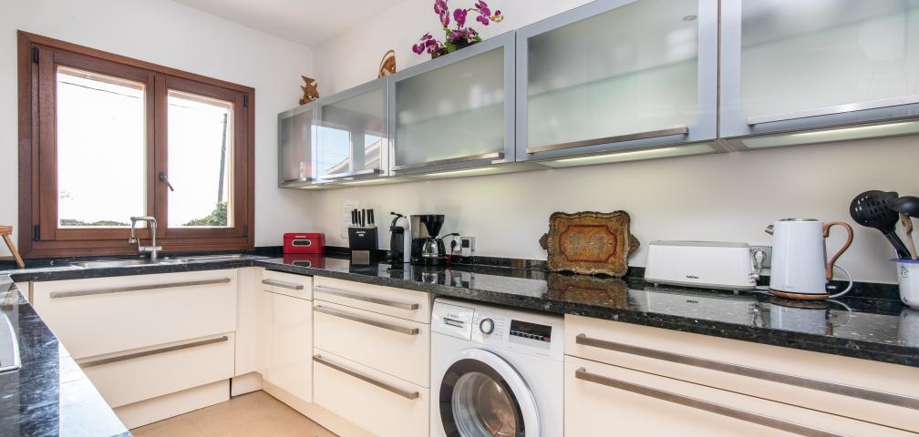 Urban Villa Amarador